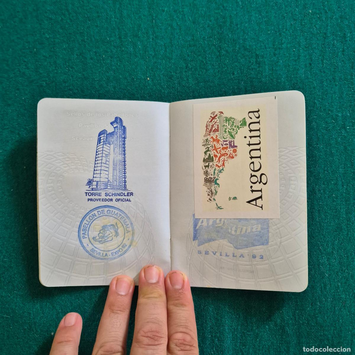 Documentos antiguos: Pasaporte EXPO 92 SEVILLA con muchos sellos - Foto 6
