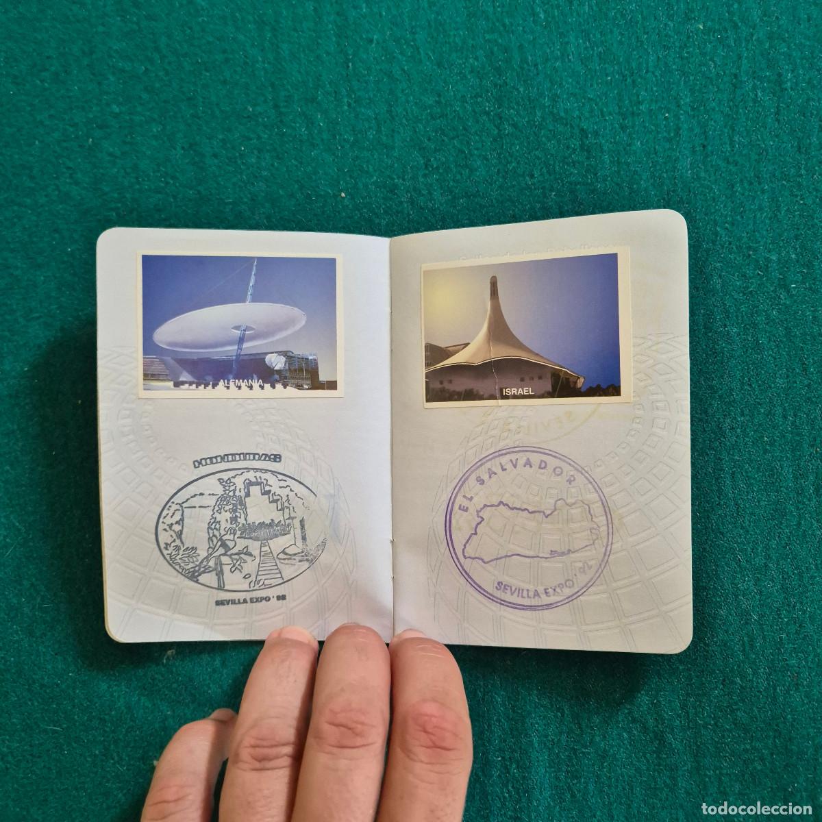 Documentos antiguos: Pasaporte EXPO 92 SEVILLA con muchos sellos - Foto 7