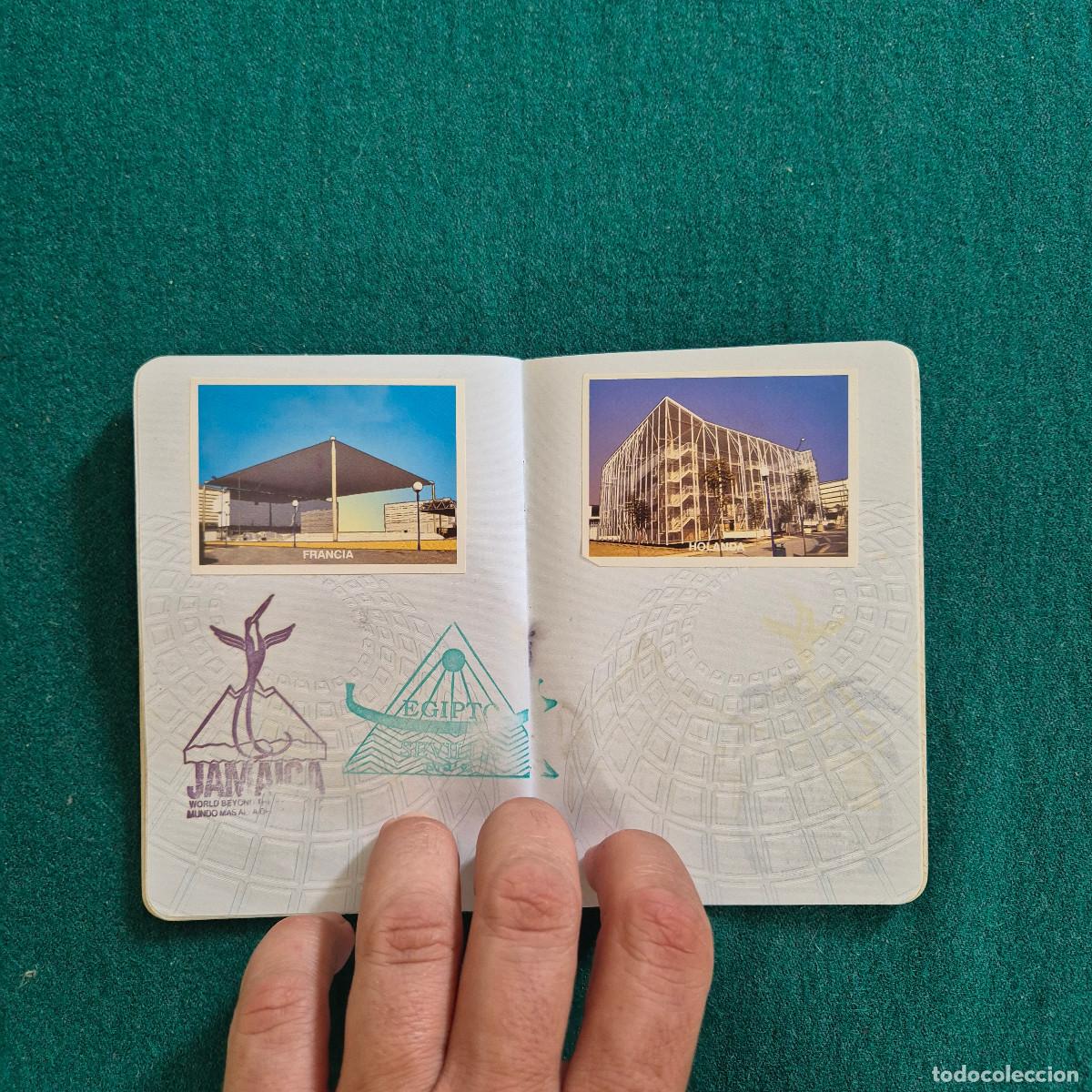 Documentos antiguos: Pasaporte EXPO 92 SEVILLA con muchos sellos - Foto 15
