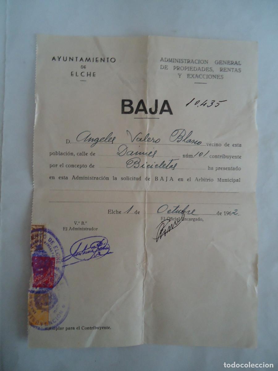 Old Documents: DOCUMENTO DEL AYUNTAMIENTO DE ELCHE , CONCEPTO BAJA DE BICICLETAS. A&Ntilde;O 1962. PP -13