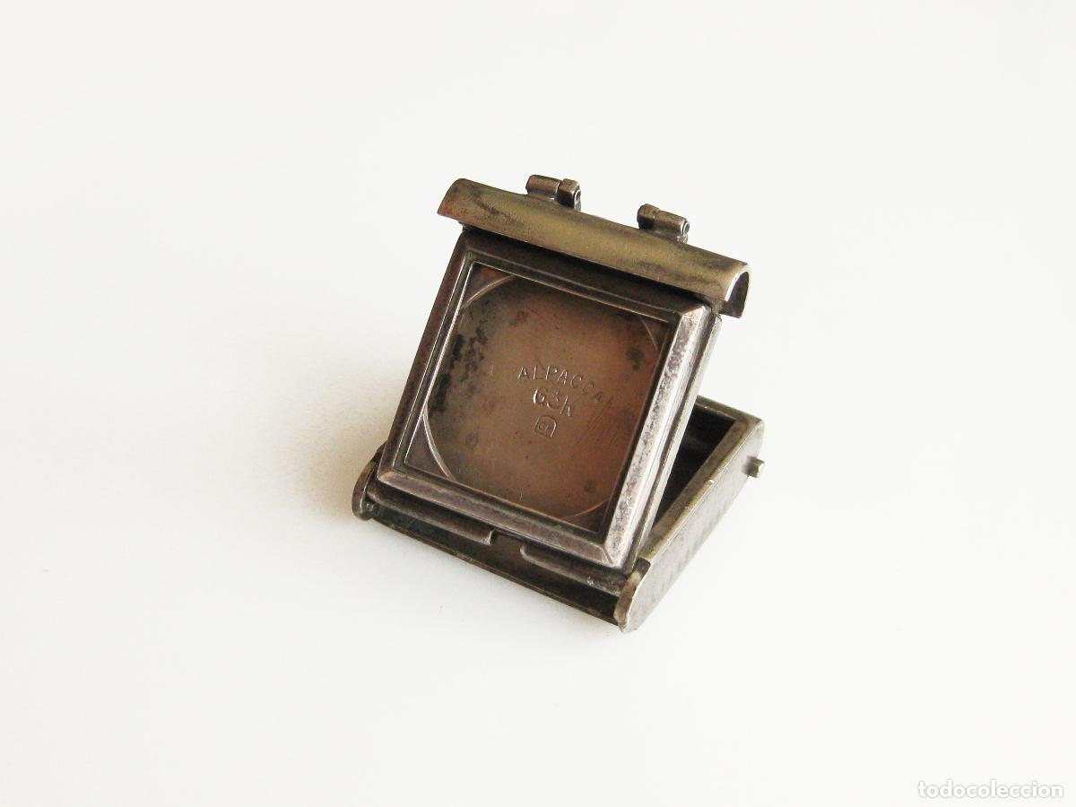 Documentos antiguos: ANTIGUO ESTUCHE O SOPORTEDE RELOJ DE VIAJE PARA MESILLA