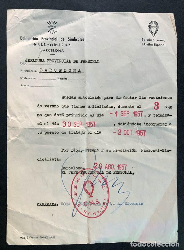 Documentos antiguos: DOCUMENTO CONCESION MES VACACIONES / PERSONAL SINDICATOS / BARCELONA 1957