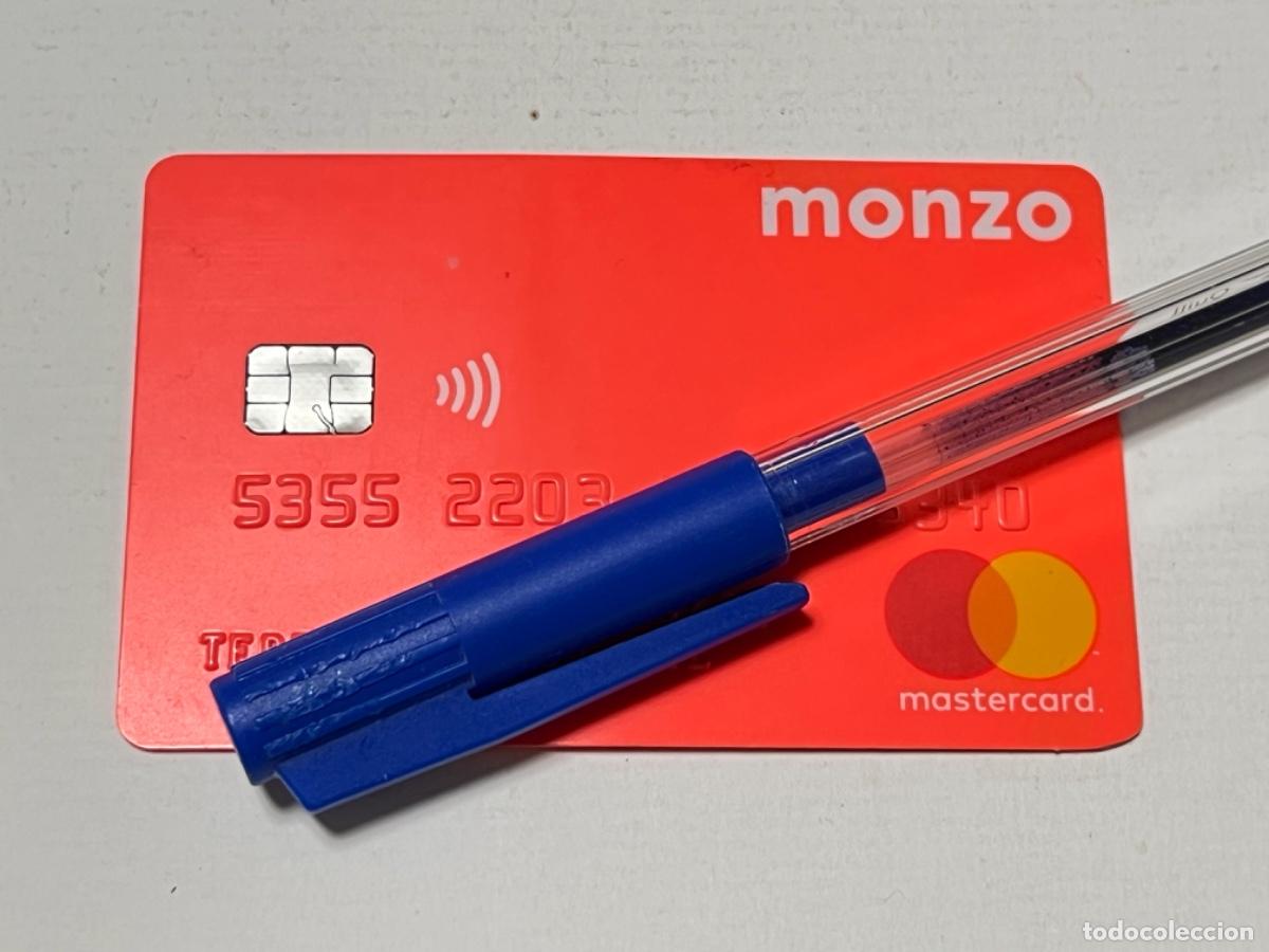 Documentos antiguos: Tarjeta bancaria Debit M&Aacute;STER CARD MONZO
