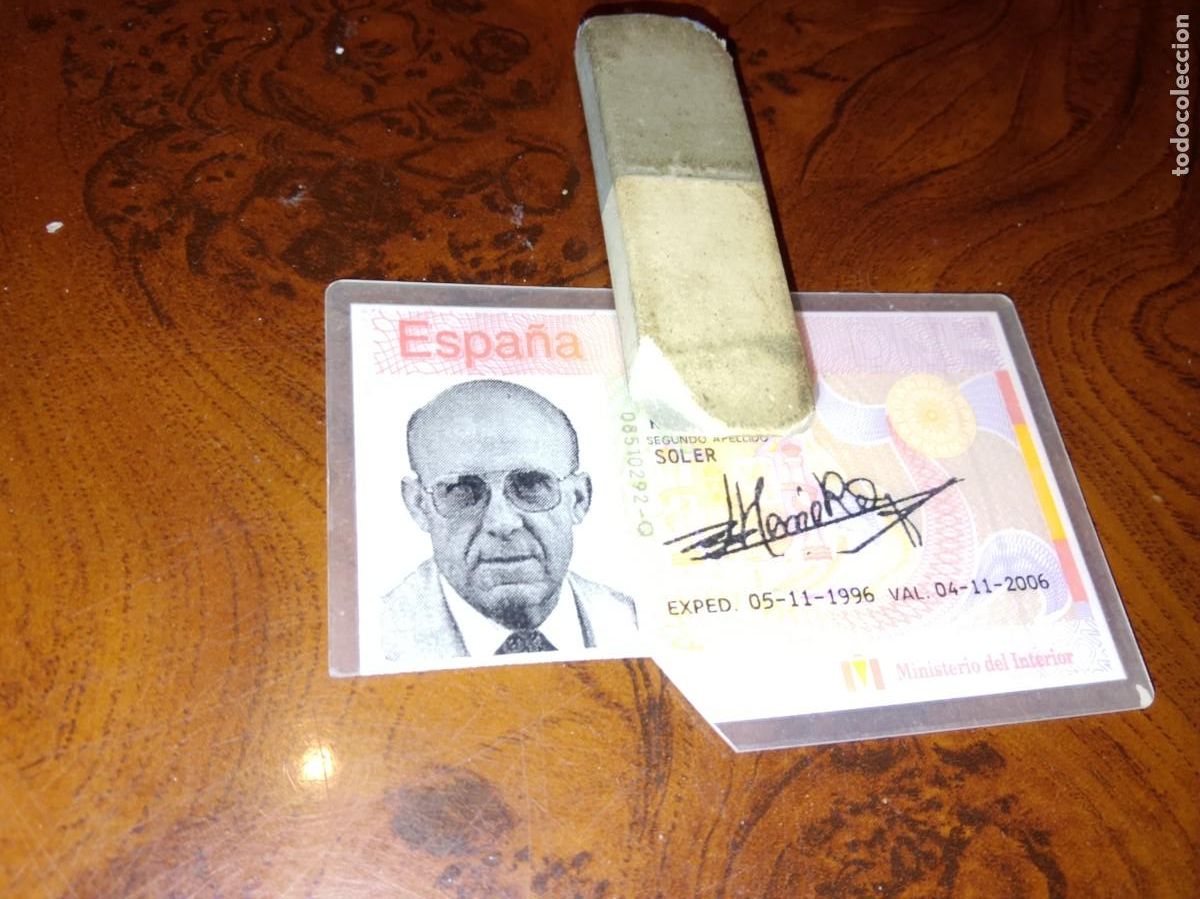 Documentos antiguos: DNI inutizado badaloz 2006