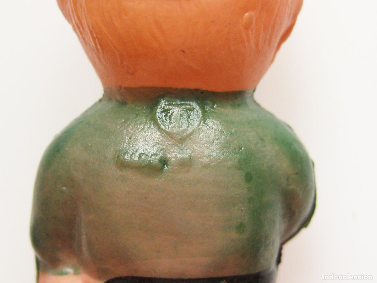 Documentos antiguos: FIGURA DE CELULOIDE DE UN NI&Ntilde;O CON CESTA DE HUEVOS - Foto 4