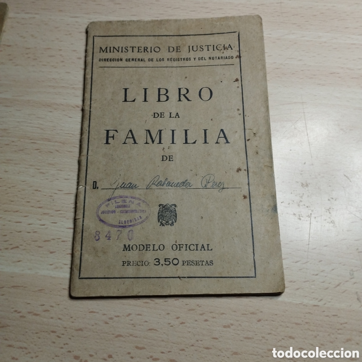 Documentos antiguos: Libro de familia. 1950. Ministerio de Justicia.