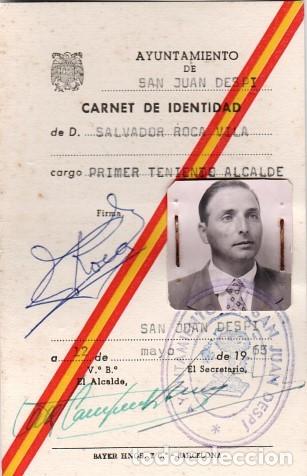 Documentos antiguos: 1058. Carnet Ayuntamiento SAN JUAN DESPI (Barcelona) 1965. teniente Alcalde