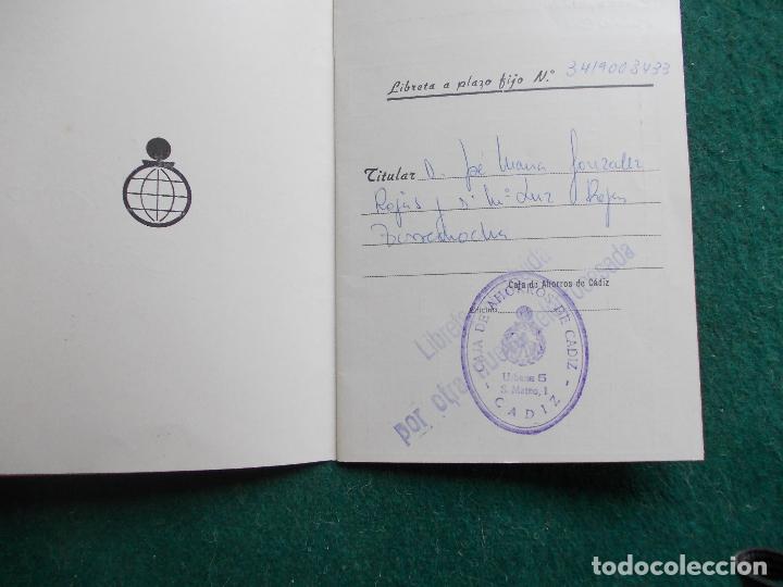 Documentos bancarios: Libreta caja de ahorros de C&aacute;diz - Foto 2