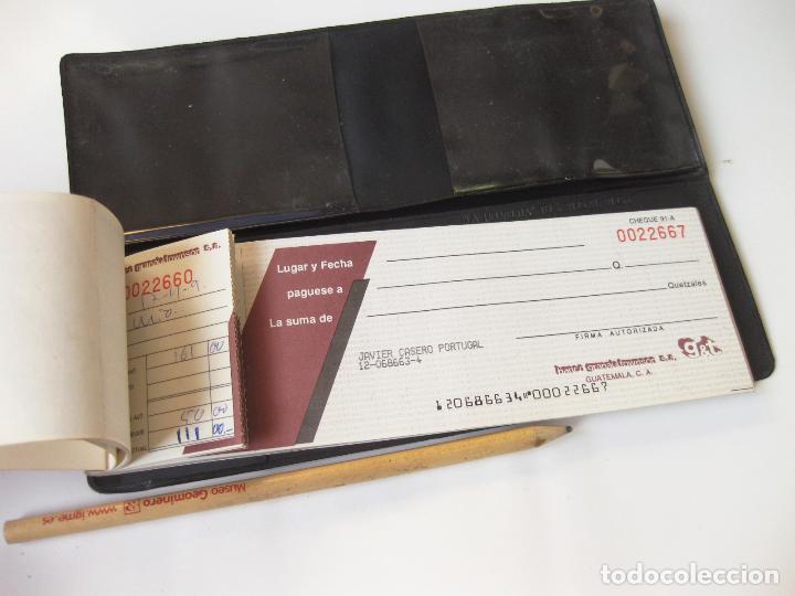 Documentos bancarios: TALONARIO CON FUNDA DE PL&Aacute;STICO DEL BANCO G&T - Foto 2