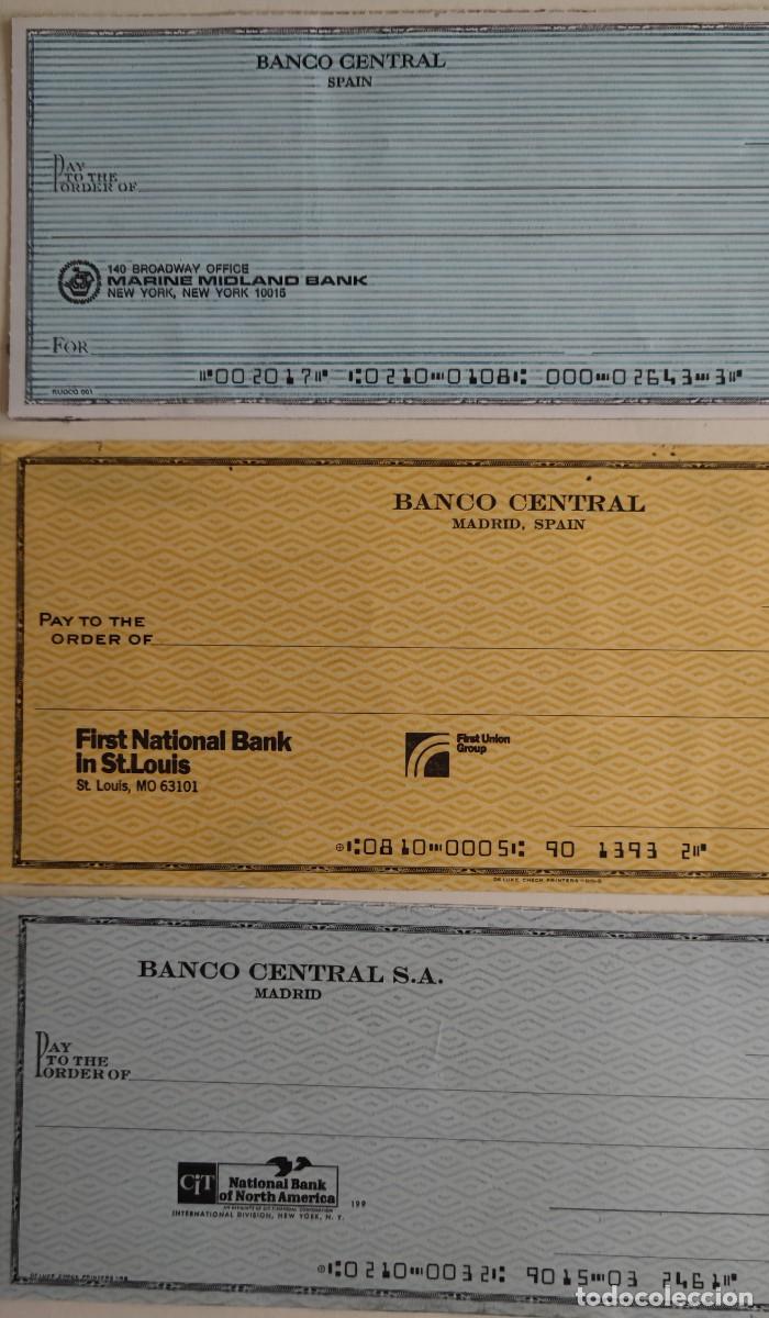 Documentos bancarios: BANCO CENTRAL - CHEQUES EN DOLARES - Foto 2