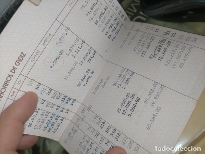 Documentos bancarios: LIBRETA CAJA DE AHORROS DE CADIZ 1981 - Foto 3