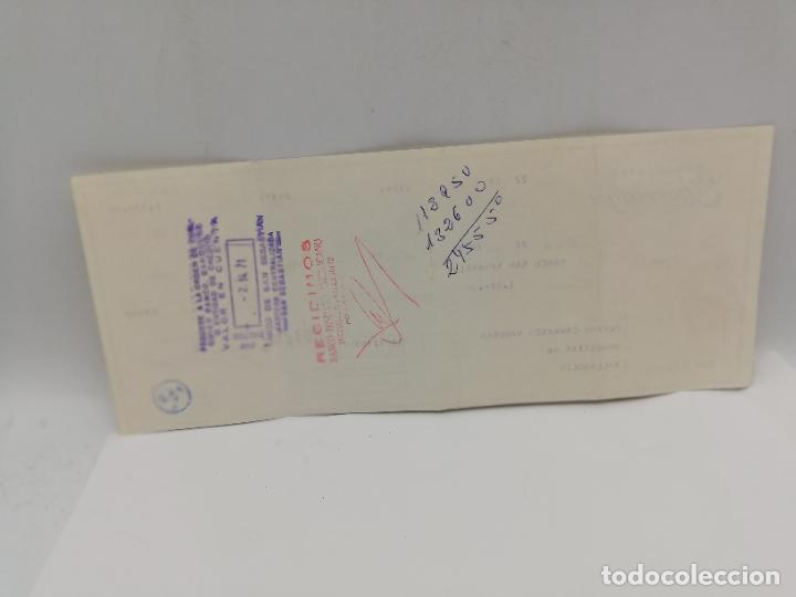 Documentos bancarios: PAGAR&Eacute;. CHOCOLATES ELGORRIAGA. IRUN, 1971. VER. - Foto 2