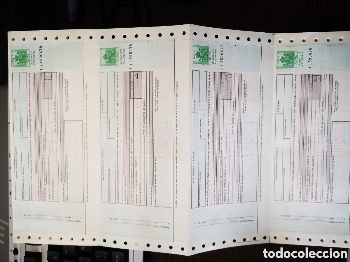 Documentos bancarios: Raro Lote: 55 letras de cambio en papel continuo - Foto 1