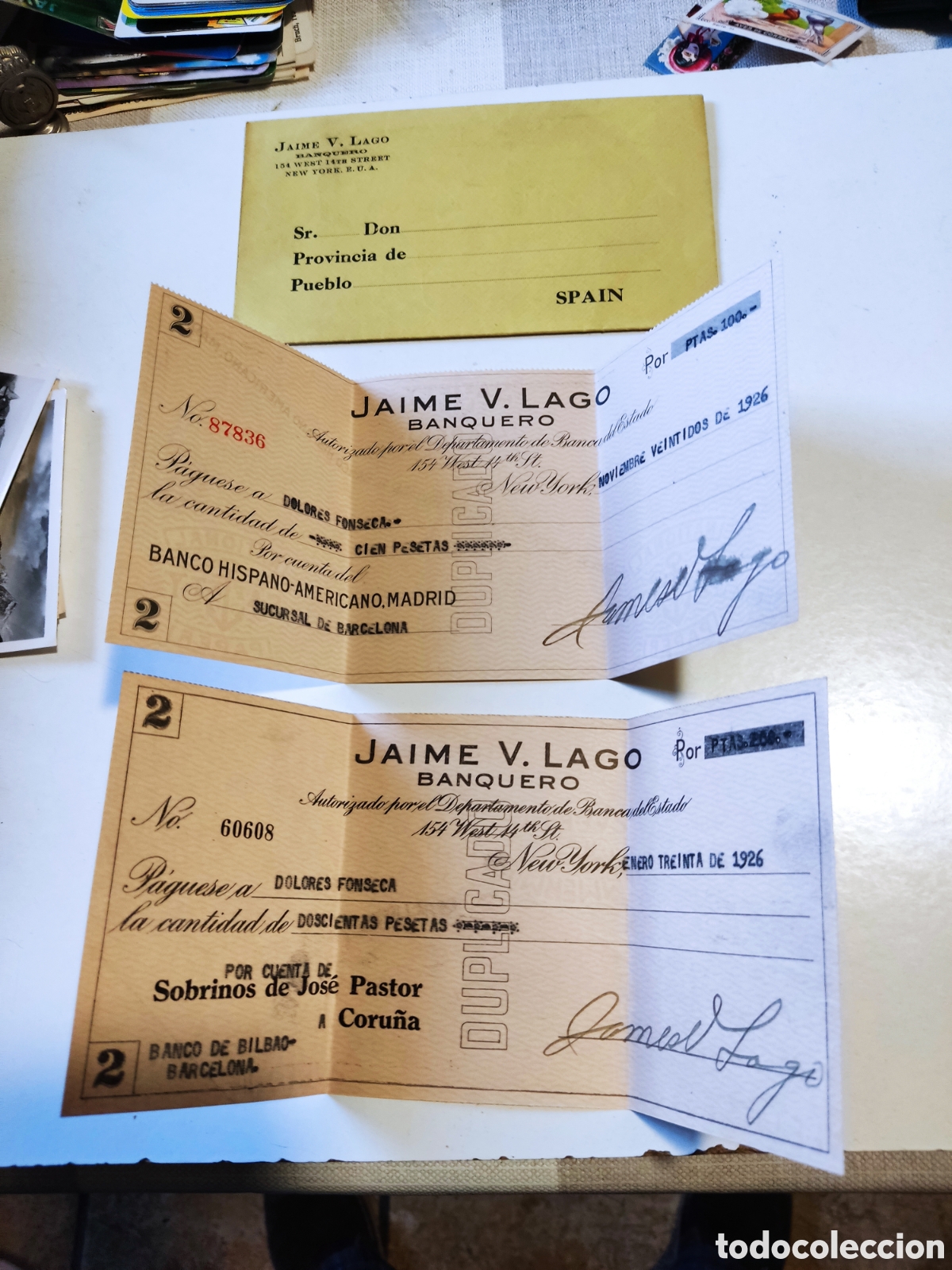 Documentos bancarios: Sobre con dos cheques a&ntilde;o 1926 Banco de Lago - Foto 1