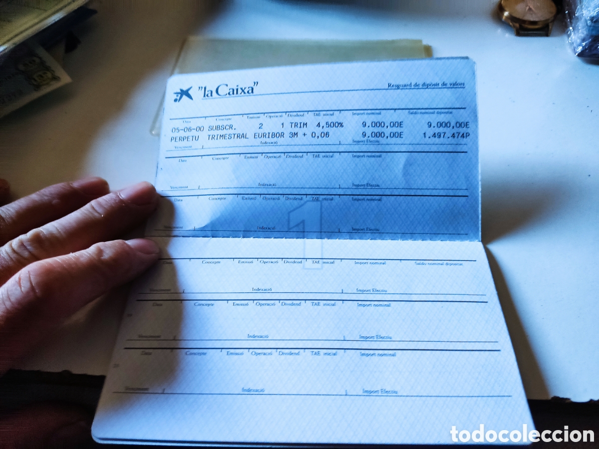 Documentos bancarios: Libreta bancaria La Caixa A&ntilde;o 2000 Vilanova i la Geltr&uacute; - Foto 2
