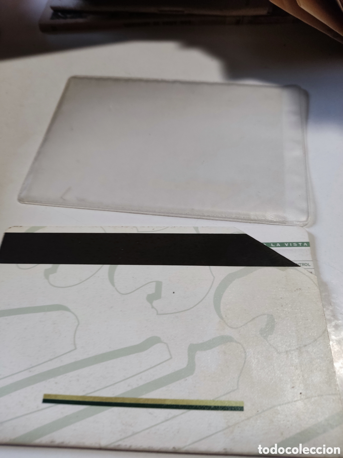 Documentos bancarios: Libreta bancaria Caixa Pened&eacute;s, Vilanova i la Geltr&uacute; 2002 - Foto 4