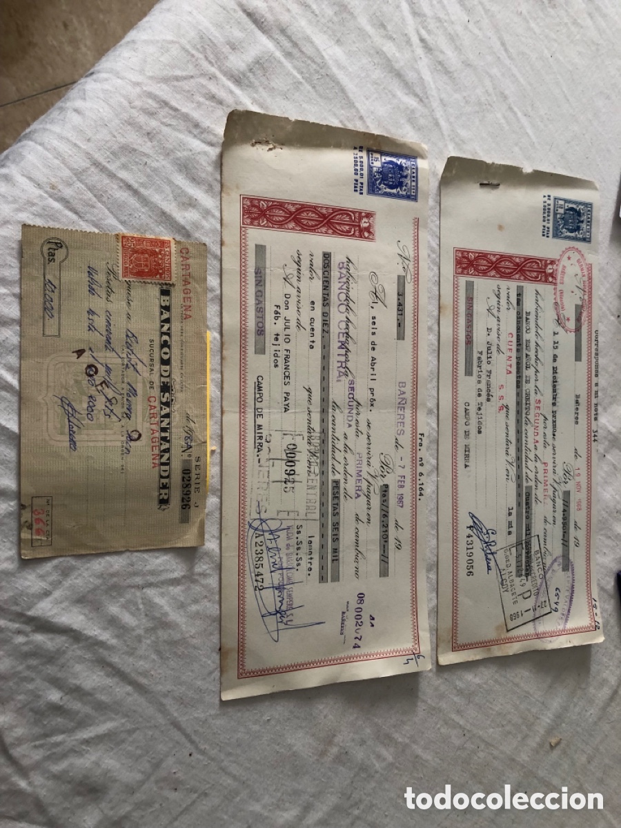 Documentos bancarios: Lote de tr&egrave;s recibos bancarios