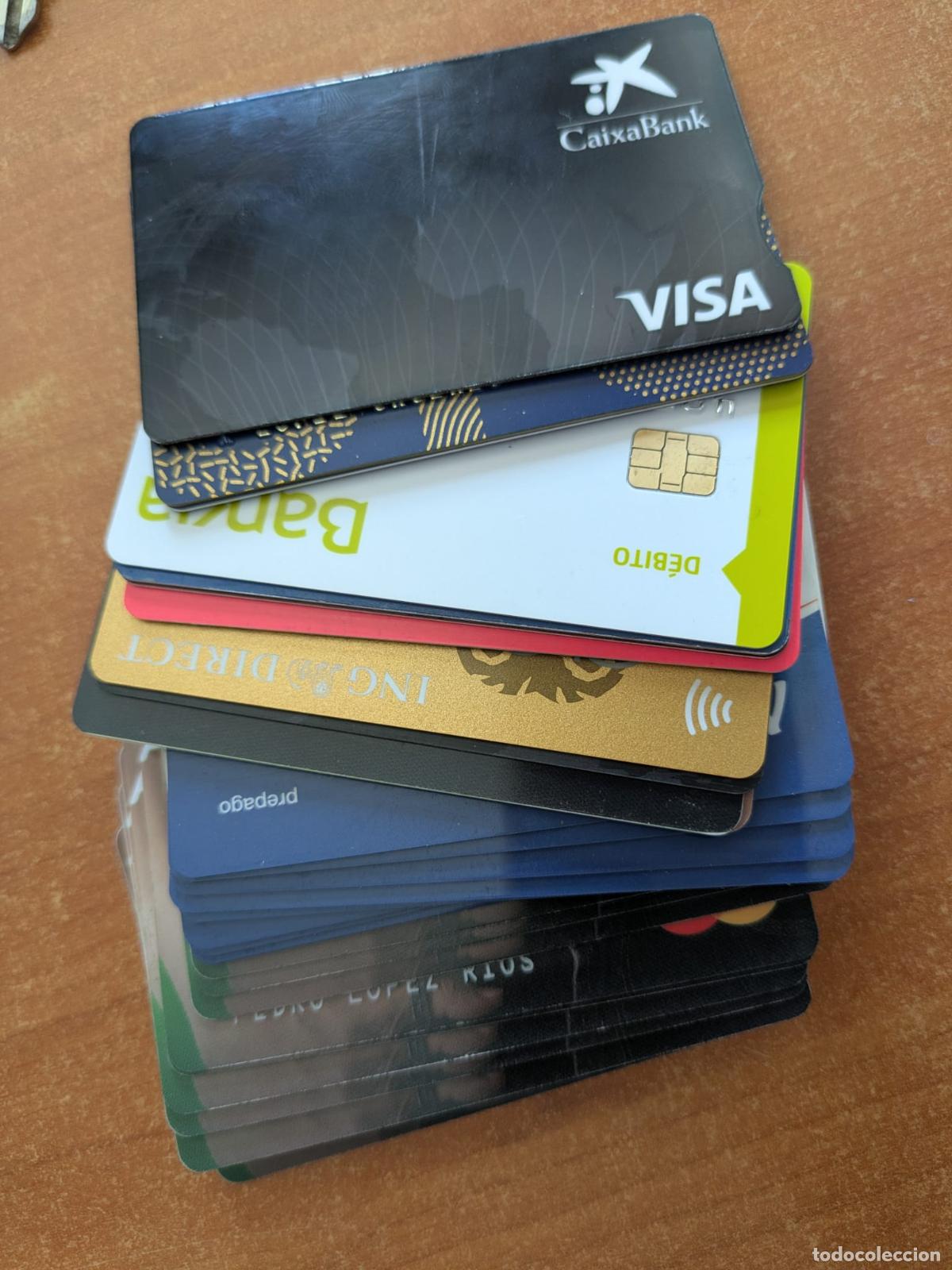 Documentos bancarios: Lote de 60 tarjetas de cr&eacute;dito bancarias antiguas. Visa. Mastercard. Prepago, PostPago, Etc.