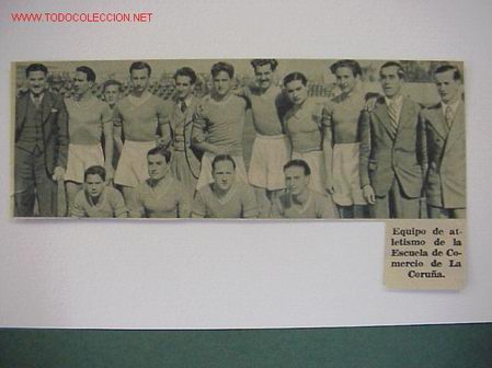 Coleccionismo deportivo: Equipo de Atletismo de LA ESCUELA DE COMERCIO DE LA CORU&Ntilde;A - Foto 1