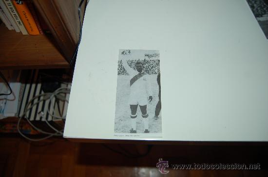 Coleccionismo deportivo: SELECCI&Oacute;N DE F&Uacute;TBOL DE PER&Uacute;: Recorte de PEDRO LE&Oacute;N. 1970 - Foto 1