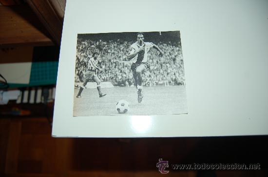 Coleccionismo deportivo: RCD. ESPA&Ntilde;OL: Recorte de ROBERTO MART&Iacute;NEZ. Temporada 72-73 - Foto 1