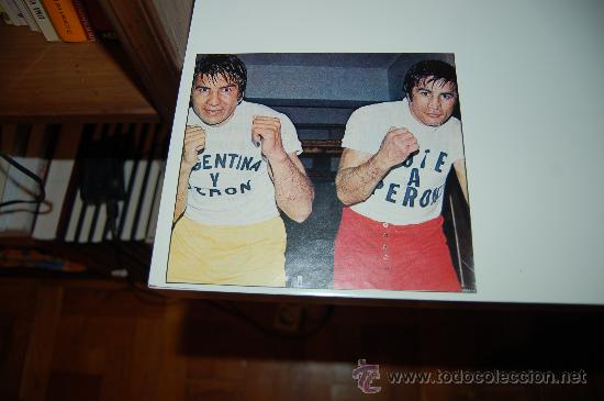 Coleccionismo deportivo: BOXEO: Gran recorte de los Hermanos PERALTA (  y AVEN&Aacute;MAR ). 1973 - Foto 1