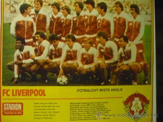 Collezionismo sportivo: LAMINA FUTBOL REVISTA STADION CON EQUIPO LIVERPOOL -- A&Ntilde;OS 8O