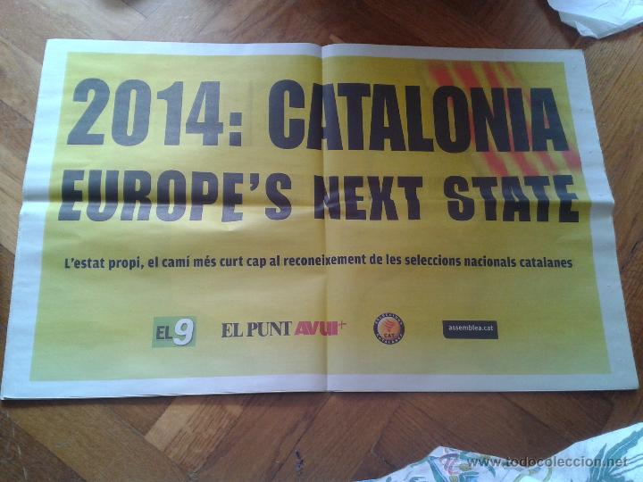 Collectionnisme sportif: pancarta dina 3 papel peri&oacute;dico pro independencia Catalu&ntilde;a en partido selecci&oacute;n f&uacute;tbol RCD Espanyol
