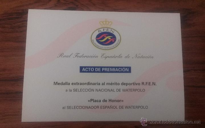 Coleccionismo deportivo: MEDALLA EXTRAORDINARIA SELECCION NACIONAL DE WATERPOLO 1998. MERITO DEPORTIVO R.F.E.N