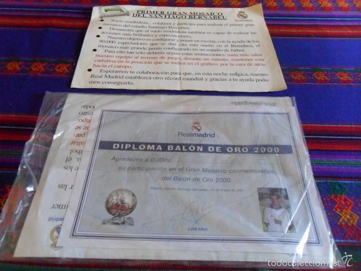 Sports collectibles: REAL MADRID DIPLOMA BAL&Oacute;N DE ORO 2000 LUIS FIGO Y CARTULINA MOSAICO CONMEMORATIVO. CON REGALO.