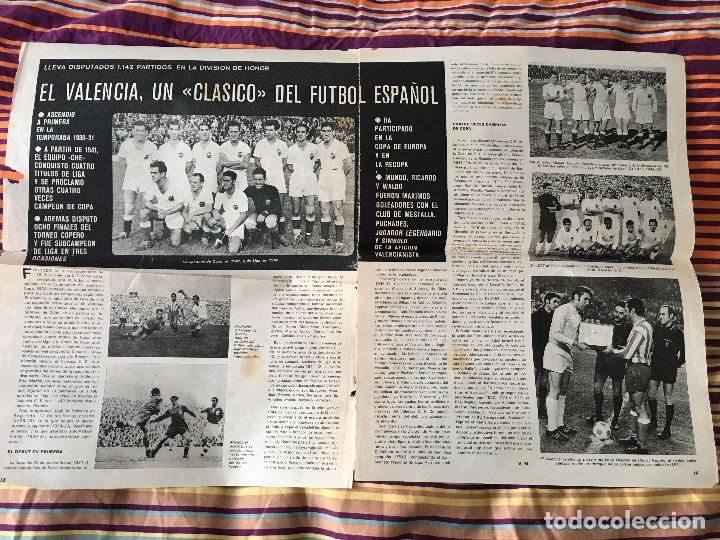 Sports collectibles: DOS HOJAS REVISTA ANTIGUA PLANTILLA VALENCIA CAMPEON COPA 1941 Y 1967