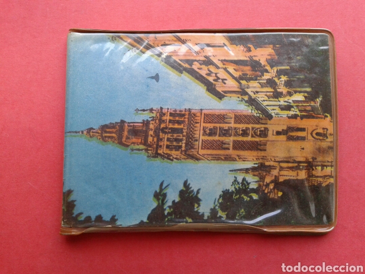 Coleccionismo deportivo: CARTERA ANTIGUA DEL SEVILLA CON EL EQUIPO Y LA GIRALDA - Foto 2