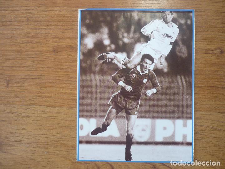 Sammelleidenschaft Sport: LAMINA MAXI CROMO REAL MADRID ASEGURATOR GRUPO OTAYSA N&ordm; 85 CARLOS SANTILLANA - 24 X 18 CMS.