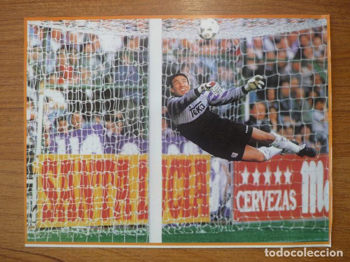 Sammelleidenschaft Sport: LAMINA MAXI CROMO REAL MADRID ASEGURATOR GRUPO OTAYSA N&ordm; 109 PACO BUYO - 24 X 18 CMS.