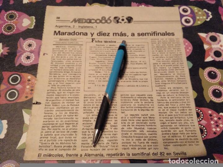 Sports collectibles: ANTIGUO RECORTE PERIODICO MARADONA Y DIEZ MAS A SEMIFINALES A&Ntilde;OS 80 POSIBLE RECOGIDA EN MALLORCA