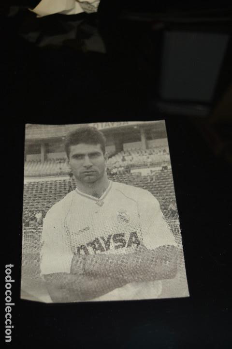 Coleccionismo deportivo: RECORTE DE PERIODICO MARCA.ESNAIDER (REAL MADRID) - Foto 1