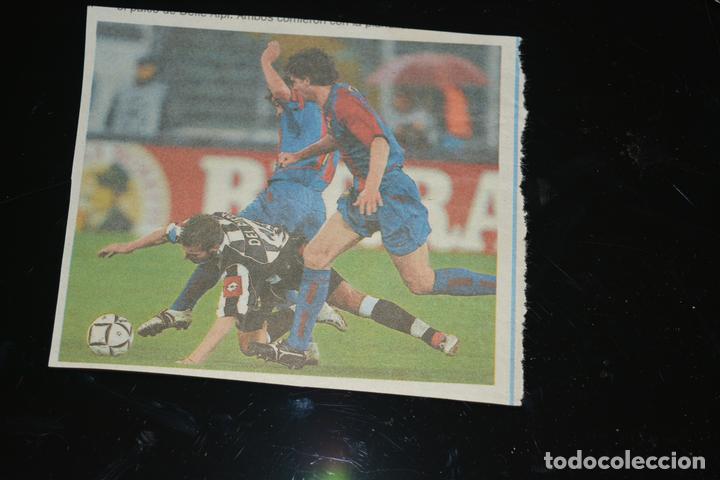 Coleccionismo deportivo: RECORTE DE DIARIO DEPORTIVO DE FIGO (FC BARCELONA) - Foto 1