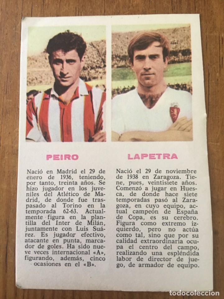Sports collectibles: R4370 HOJITA CON FOTOGRAFIA DE PEIRO ATLETICO MADRID Y LAPETRA REAL ZARAGOZA A&Ntilde;OS 60 70