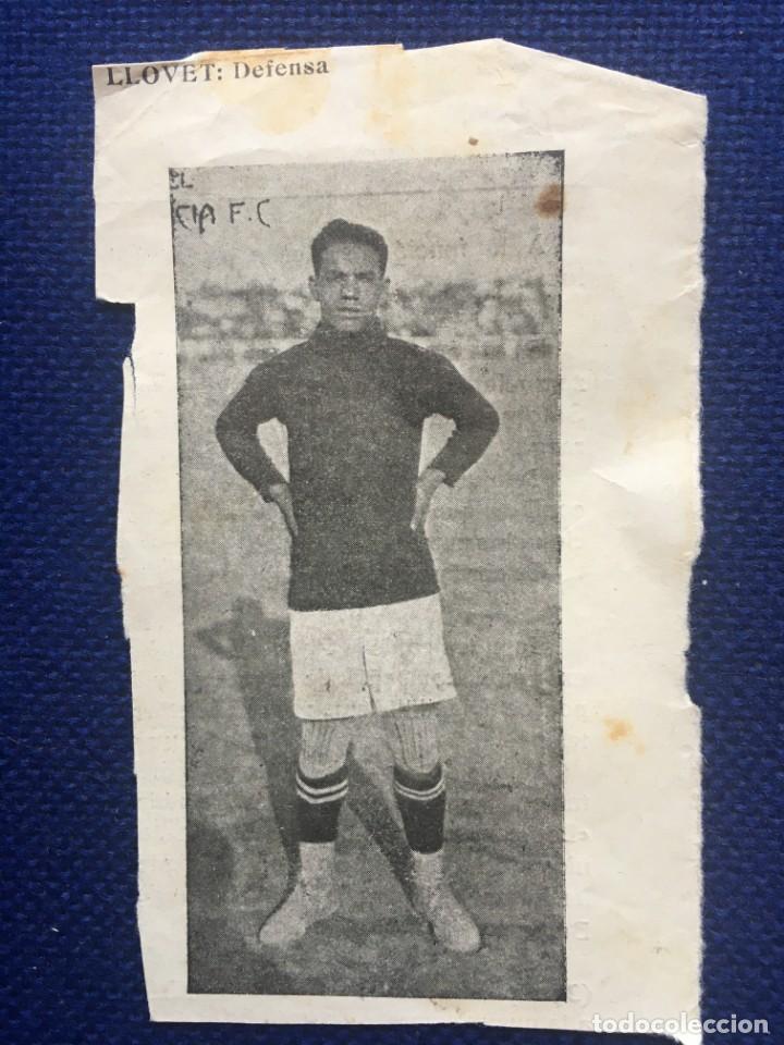 Sports collectibles: R4464 ANTIGUO RECORTE PERIODICO JUGADOR DEL VALENCIA LLOVTE DEFENSA A&Ntilde;OS 40 50