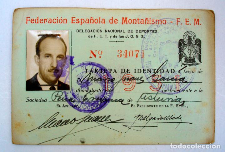 Coleccionismo deportivo: Carnet Federaci&oacute;n Espa&ntilde;ola de Monta&ntilde;ismo. Pe&ntilde;a Asturias. A&ntilde;o 1951.