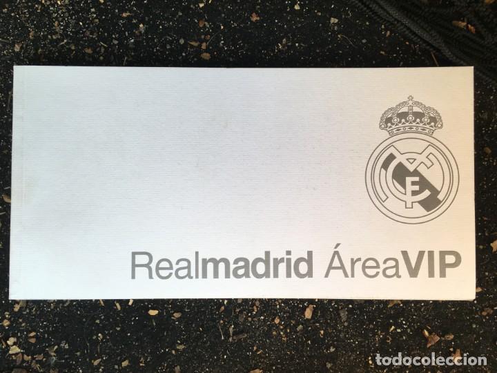 Sammelleidenschaft Sport: DOCUMENTO REVISTA FOLLETO REAL MADRID AREA VIP CON GRANDES FOTOS ESTADIO SANTIAGO BERNABEU