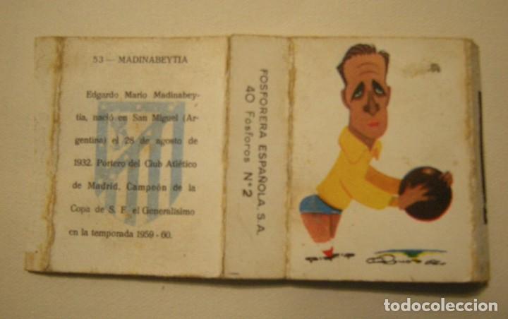 Sammelleidenschaft Sport: MENDINABEYTIA JUGADOR DEL ATLETICO DE MADRID CAJA DE CERILLAS ESTADO EL DE LA FOTO