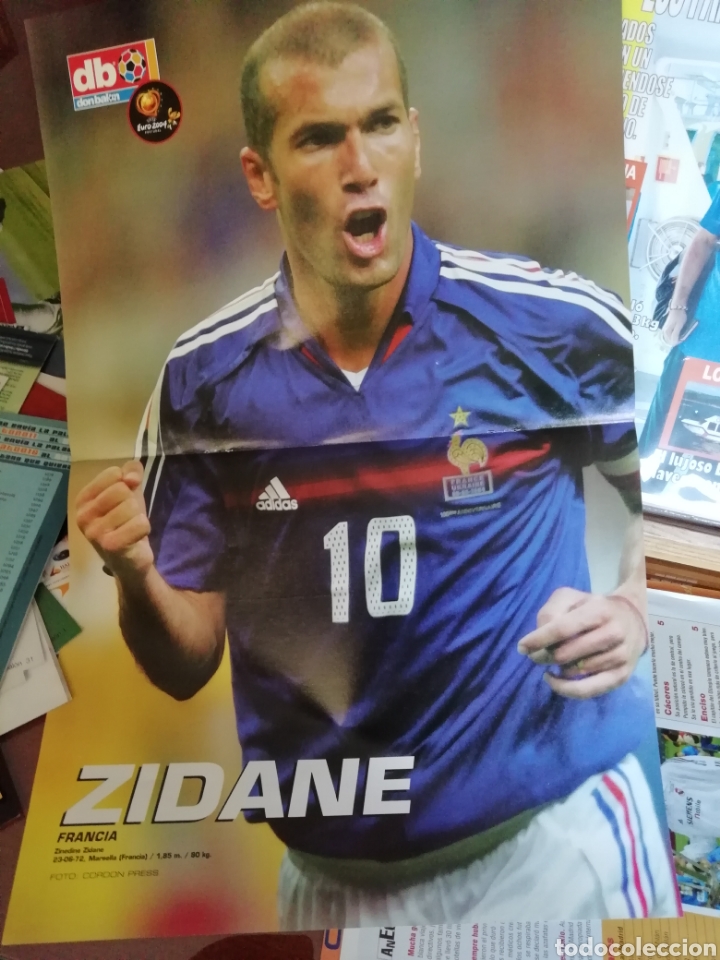 Coleccionismo deportivo: Don balon posters de cracks. Figo... Ronaldo... zidane y..... - Foto 4
