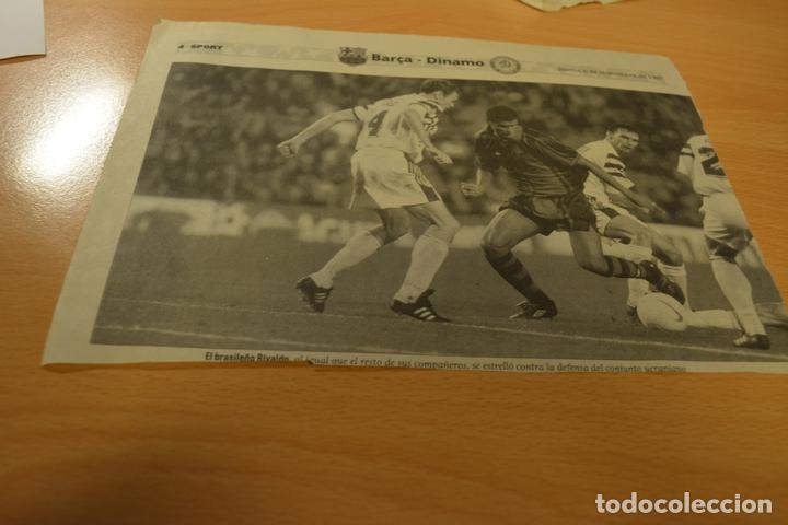 Coleccionismo deportivo: FUTBOL RECORTE DE PERIODICO DEPORTIVO RIVALDO (FC BARCELONA)