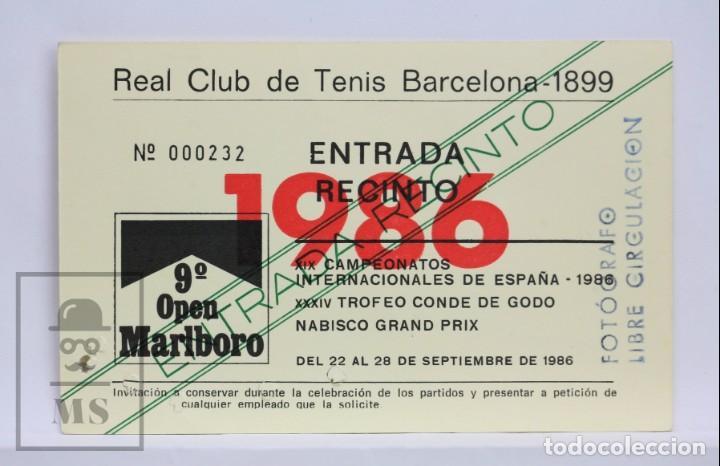 Sports collectibles: Entrada Real Club Tenis de Barcelona - XIX Campeonatos Internacionales de Espa&ntilde;a. Conde de God&oacute;,1986