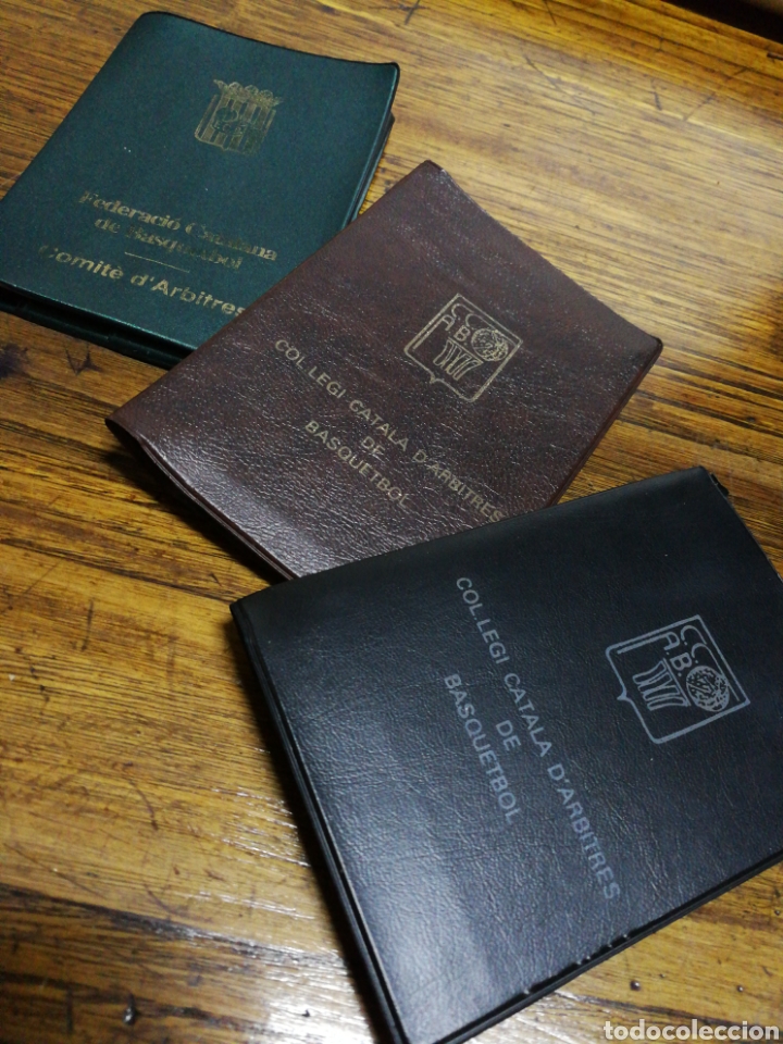 Sports collectibles: ANTIGUES CARTILLES PER CARNETS FEDERACI&Oacute; CATALANA DE BASQUETBOL, COL.LEGI CATAL&Agrave; D'ARBITRES.