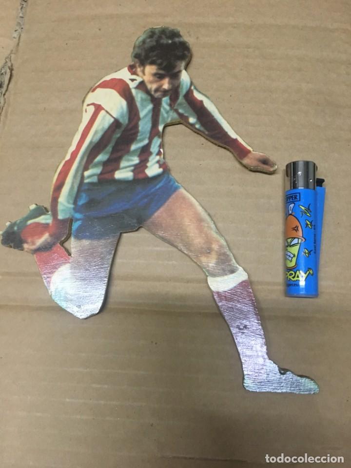 Coleccionismo deportivo: ATLETICO MADRID HECHO EN MADERA JUGADOR RUBIO - Foto 1