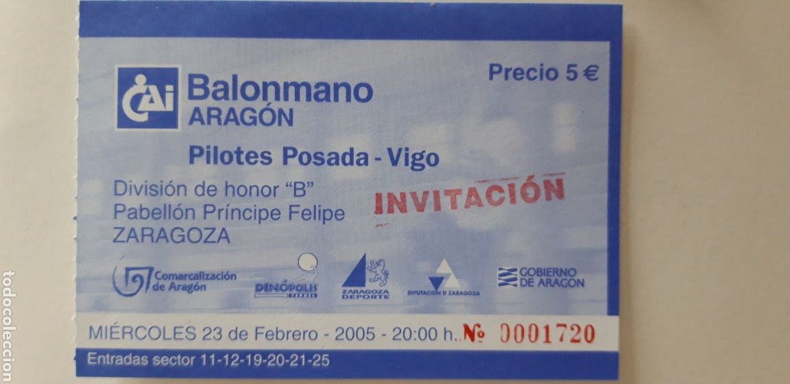 Coleccionismo deportivo: ENTRADA BALONMANO ARAG&Oacute;N VS PILOTES POSADA VIGO - Foto 1