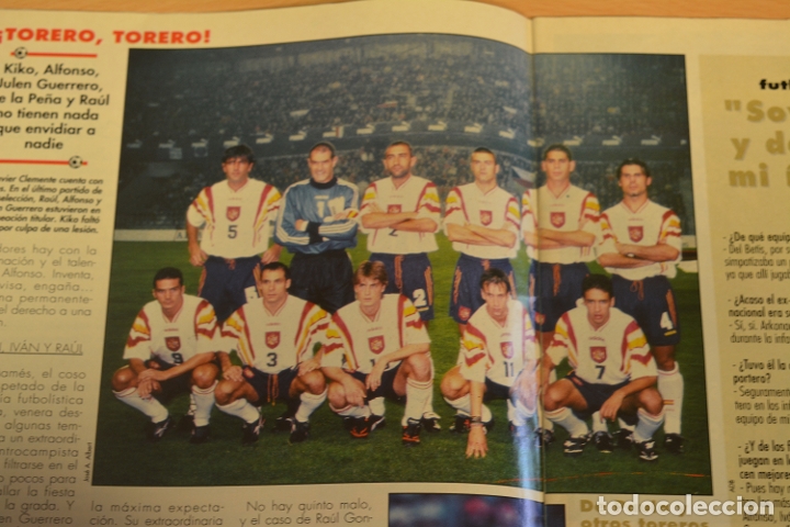 Collectionnisme sportif: RECORTE DE DON BALON.FOTO DE SELECCION ESPA&Ntilde;OLA DE FUTBOL A&Ntilde;O 1995