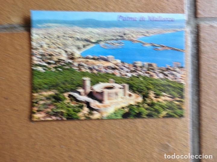 Coleccionismo deportivo: PALMA DE MALLORCA POSTAL VISTA AEREA CASTILLO DE BELLVER - Foto 1